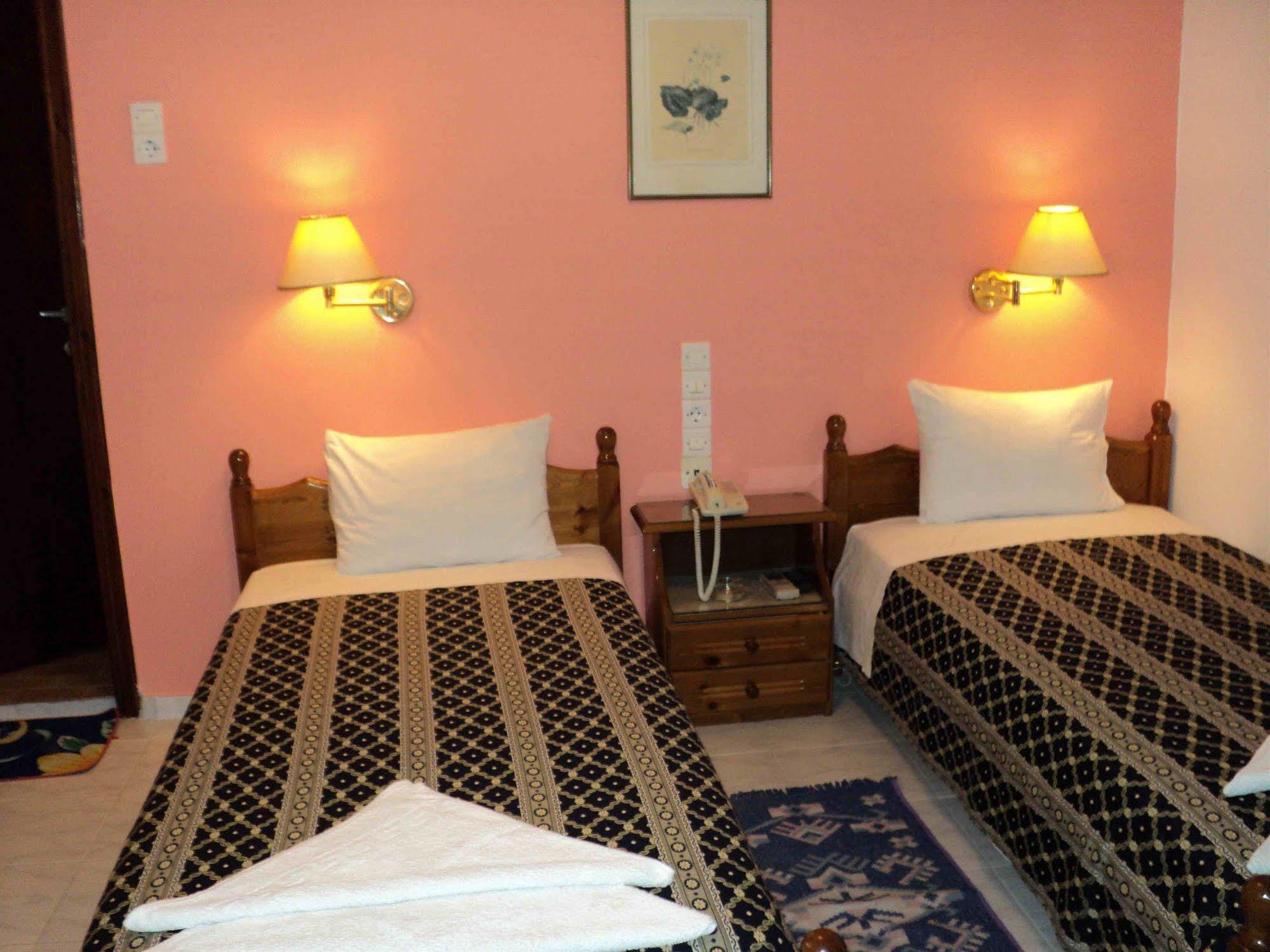 Hotel Palladion Karterados  Ngoại thất bức ảnh